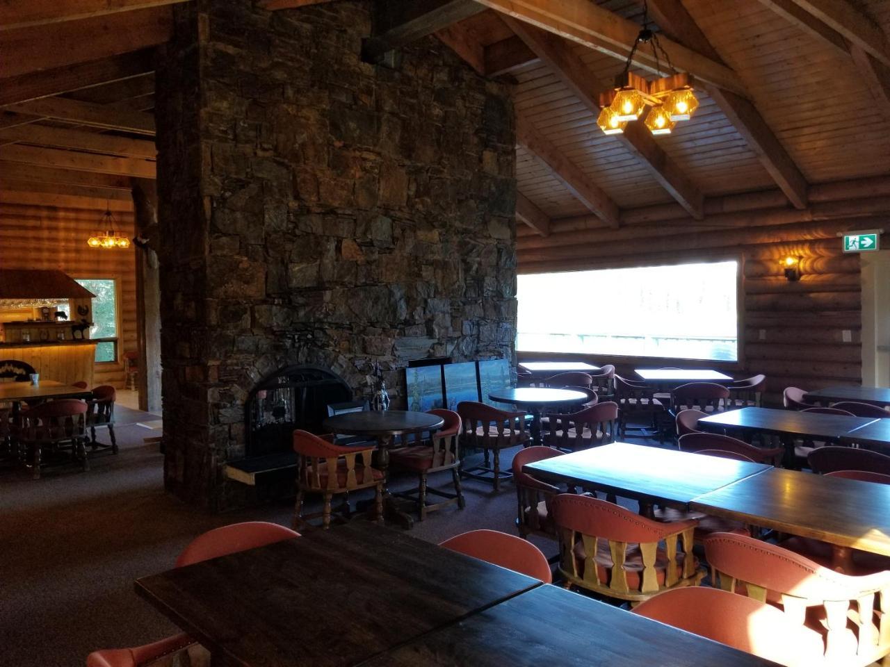 Schott'S Lake Conference & Resort Sundre Eksteriør bilde